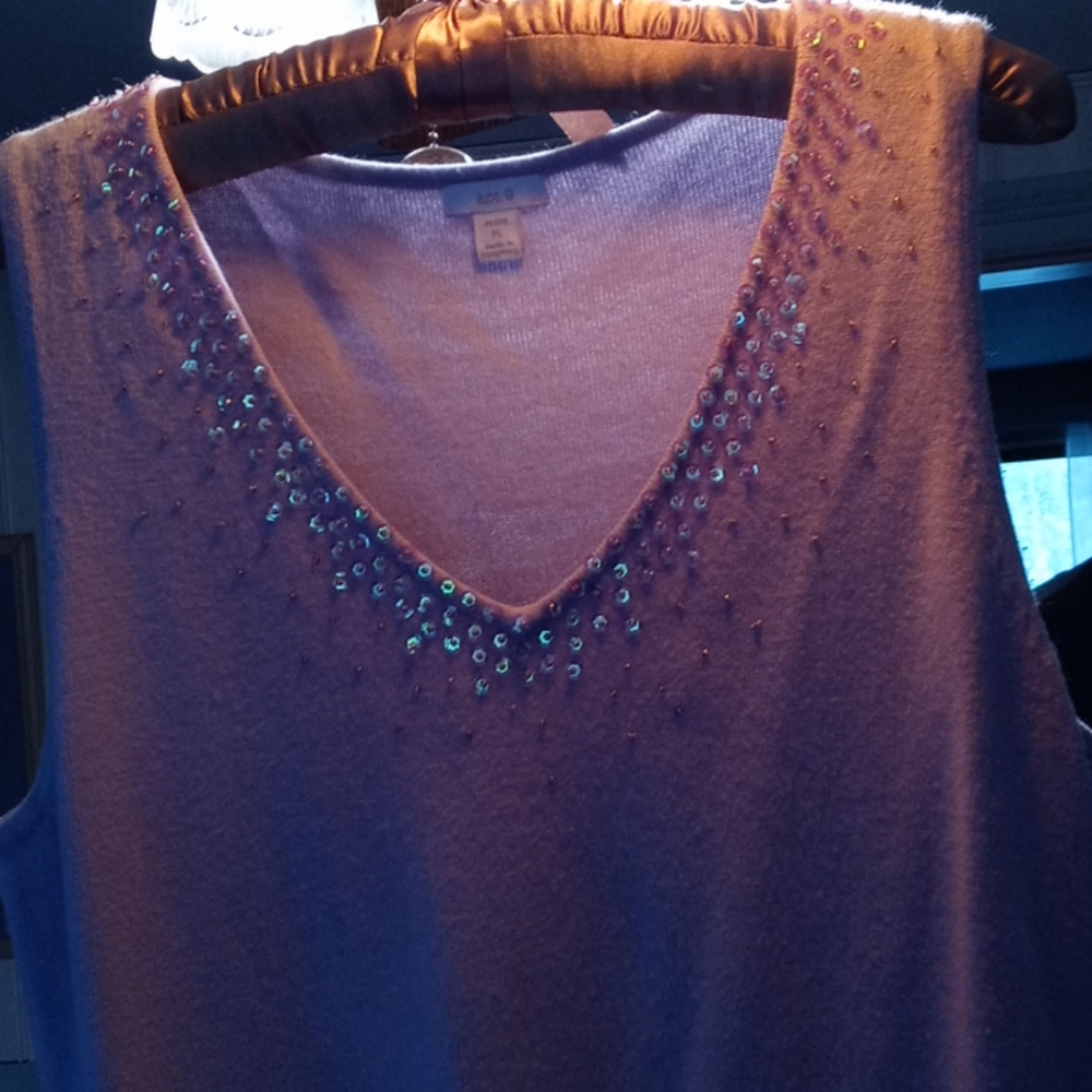 Sleeveless top and matching jacket. Sequins!